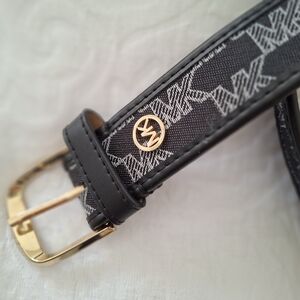 MICHAEL KORS BELT IN NAVY BLUE WITH WHITE MK LOGO ALL OVER